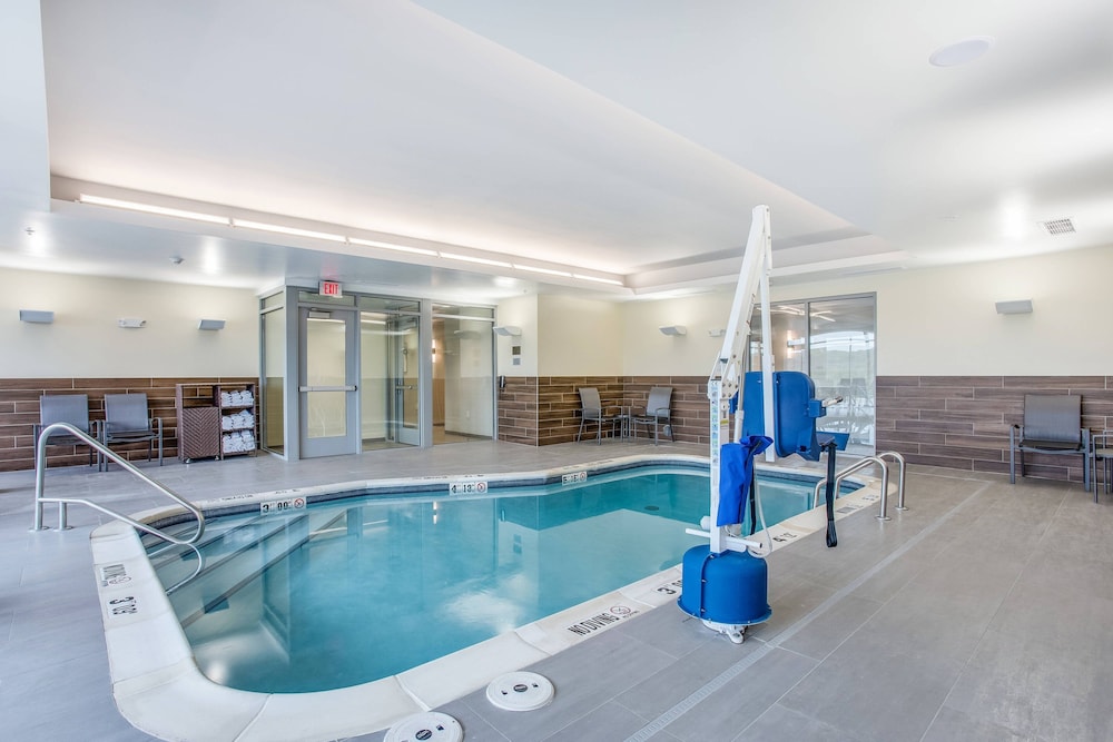 Fairfield Inn & Suites by Marriott Rolla 22/46