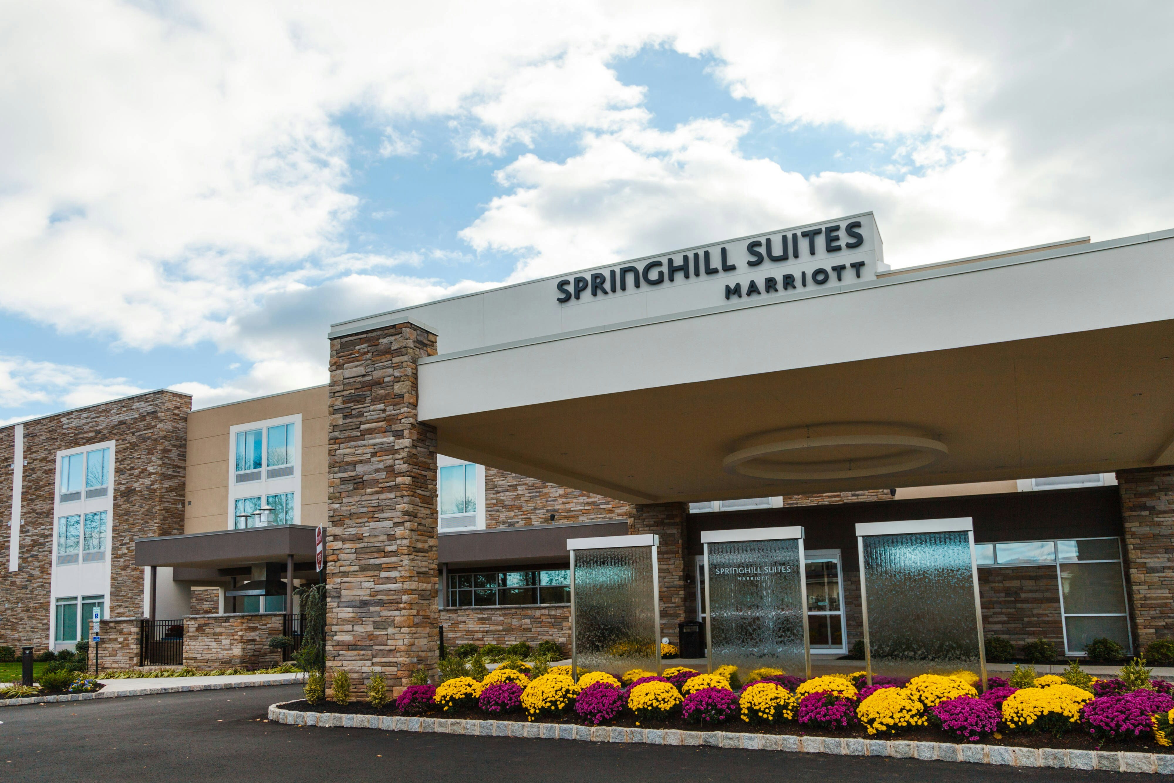 SPRINGHILL SUITES SOMERSET FRANKLIN TOWNSHIP in SOMERSET - NJ