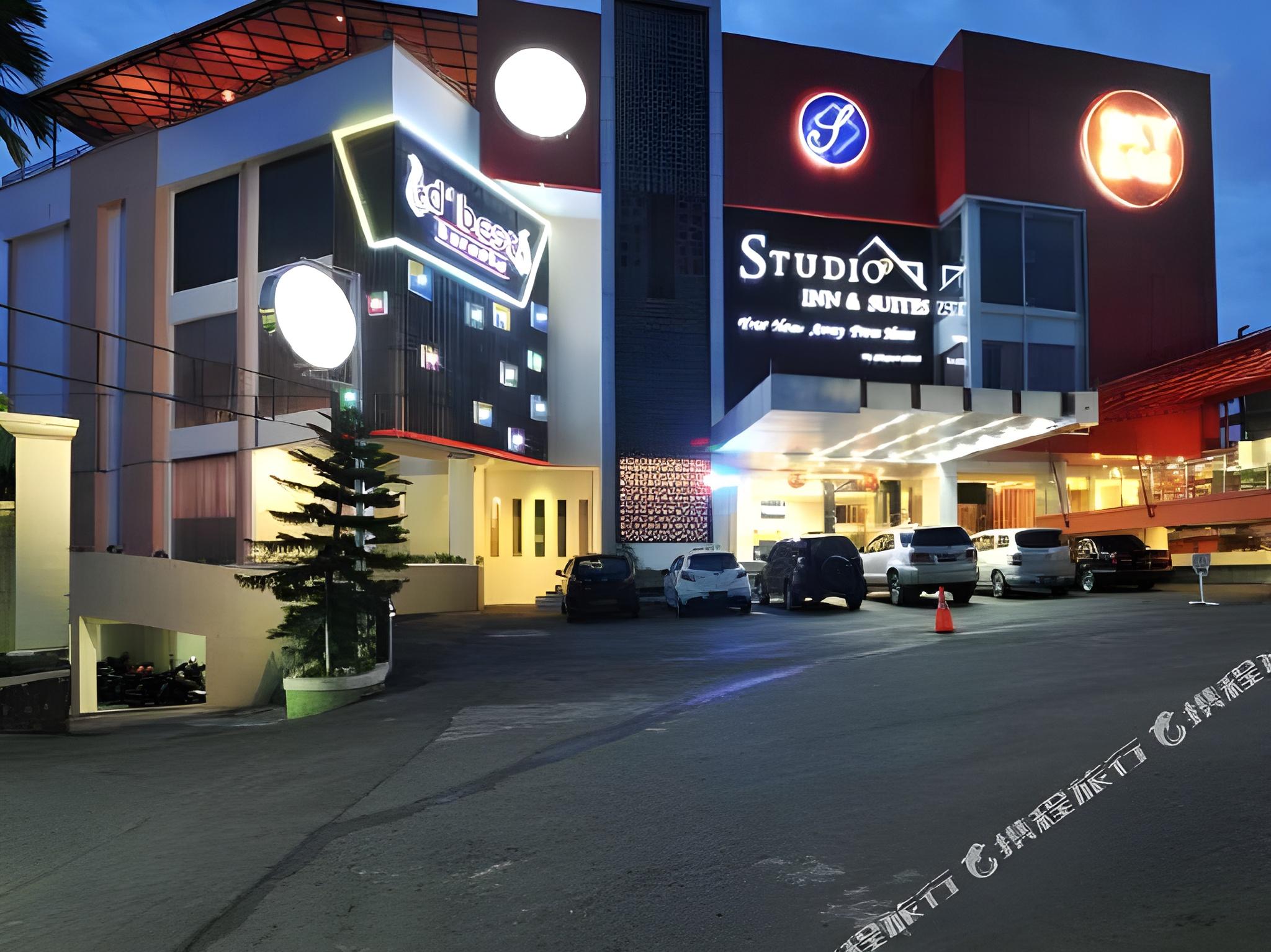 Studio Inn Suites 34/38