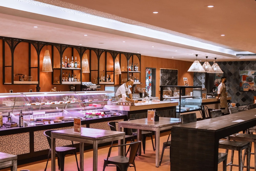 Radisson Blu Azuri Resort and Spa 59/69