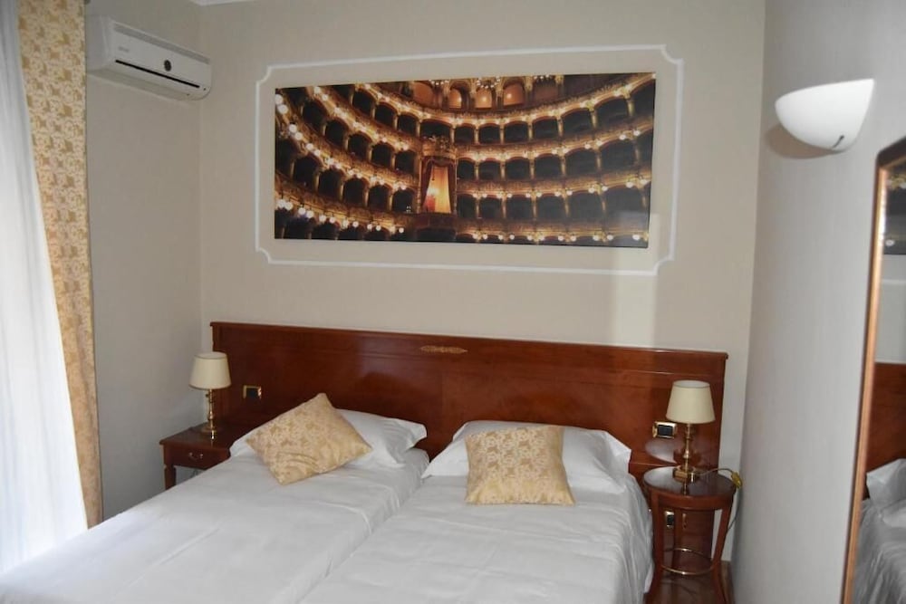 Centrum Hotel Catania 17/45