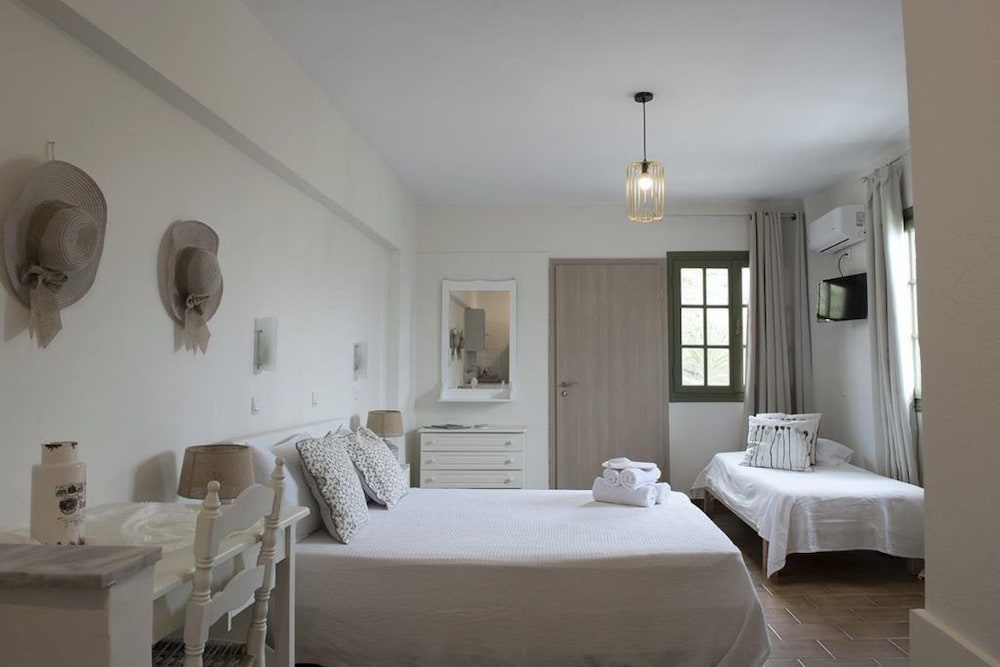 Fiamegou Villa 18/50