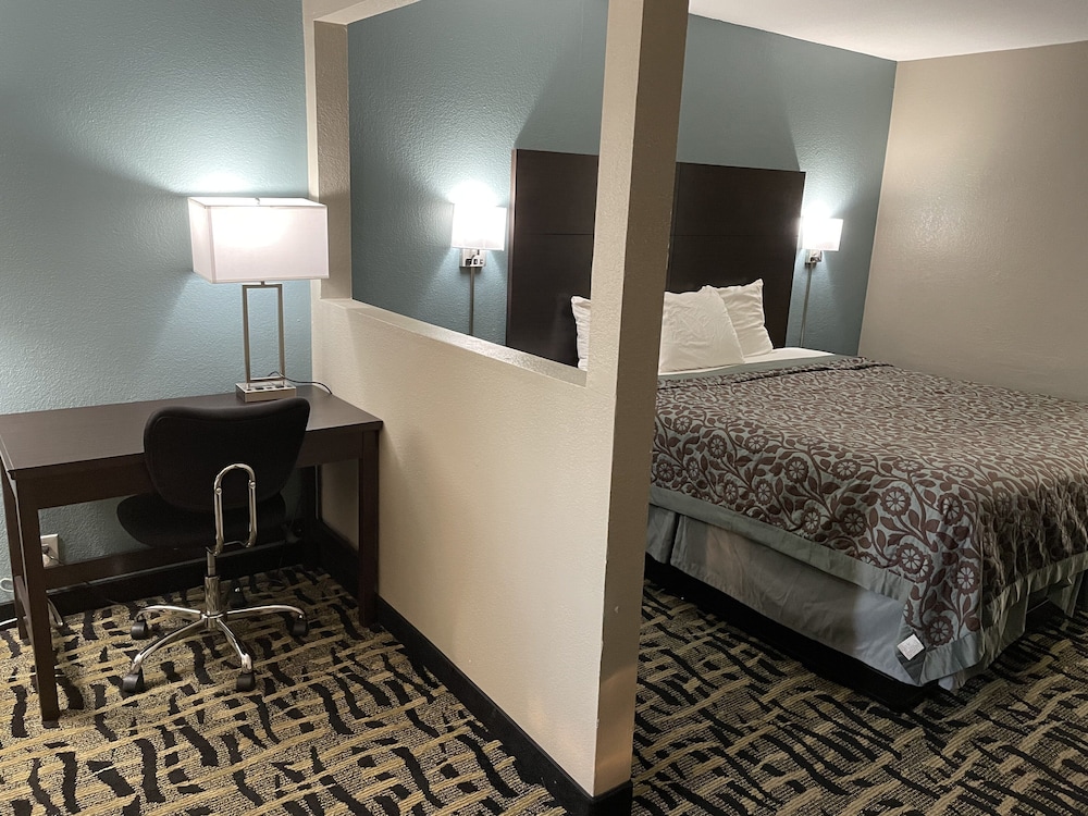 Days Inn & Suites By Wyndham Collierville Germantown Area 9/25