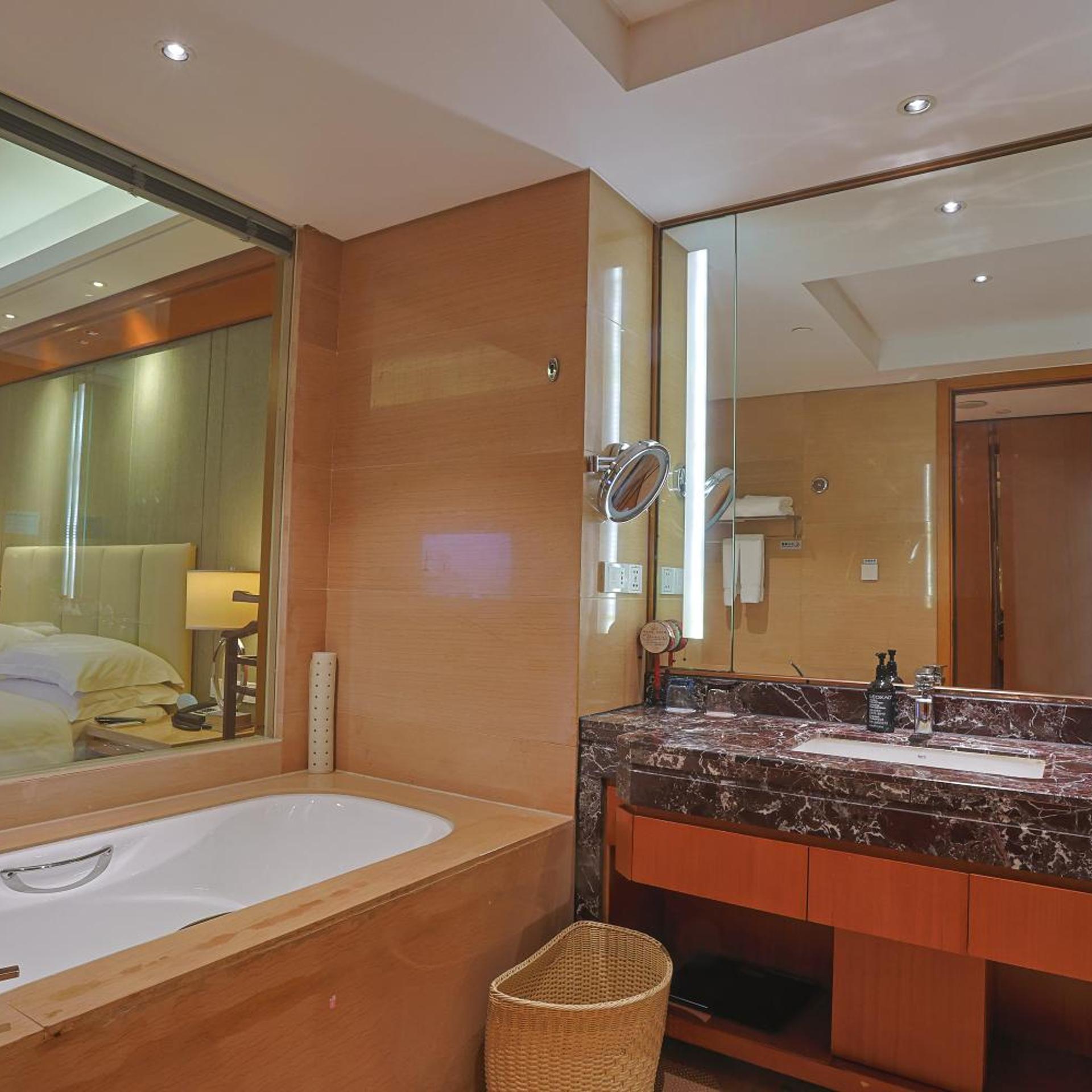 غرفة بزنس بسرير كينج وسرير كوين بإطلالة على النهر، Yiwu Shangcheng Hotel 7/10
