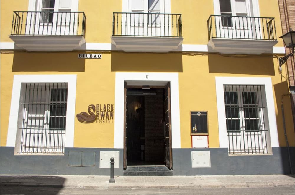 Black Swan Hostel Sevilla 2/62