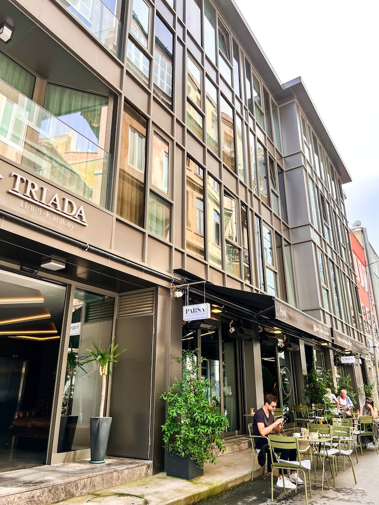 Triada Hotel Karakoy 4/65