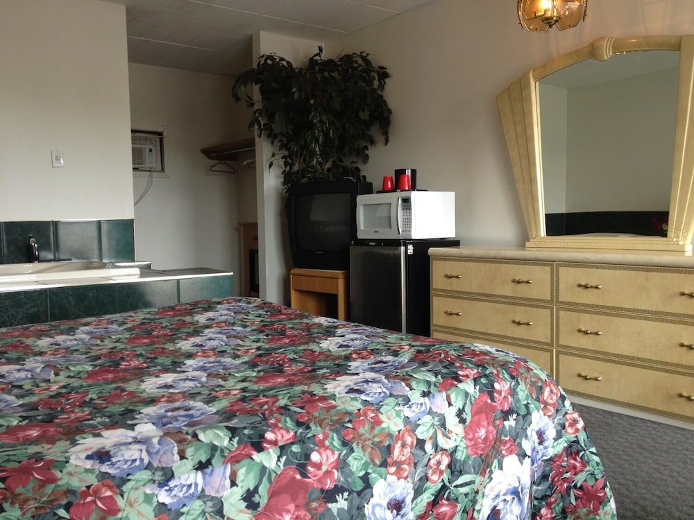 Rainbow Motor Inn - By The Falls 17/62