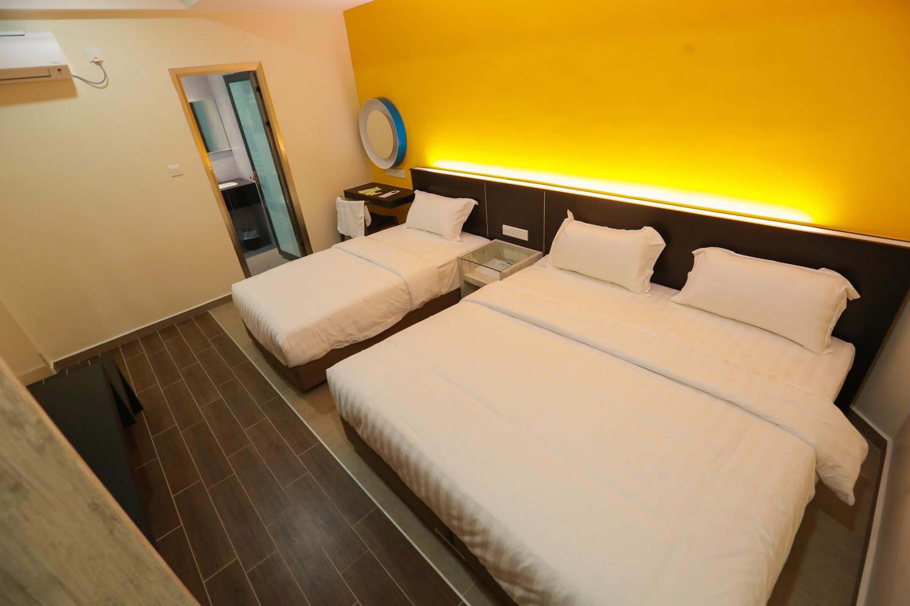 غرفة ديلوكس عائلية، Pantai Regal Hotel 3/10