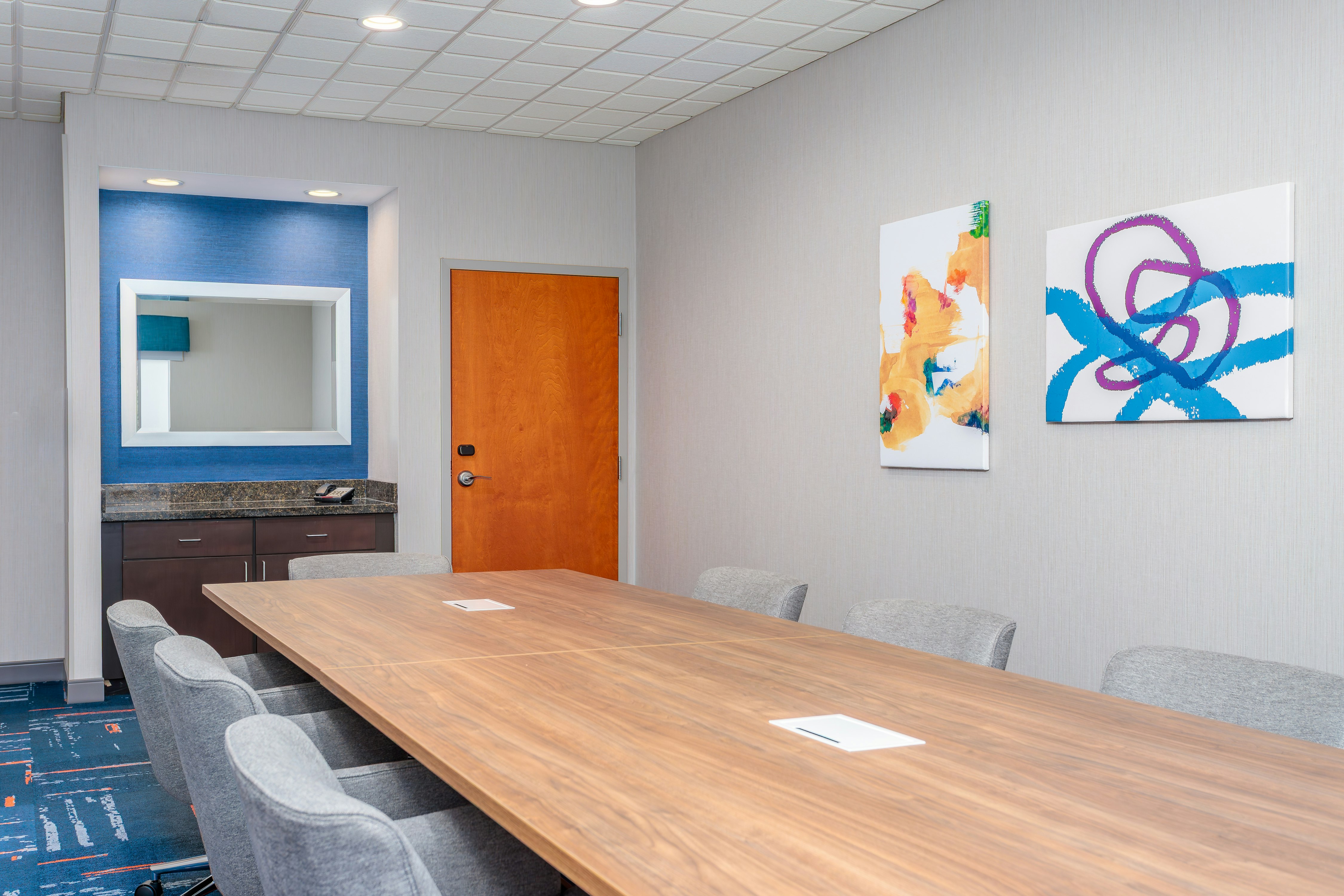 Hampton Inn & Suites Parkersburg Downtown 41/45
