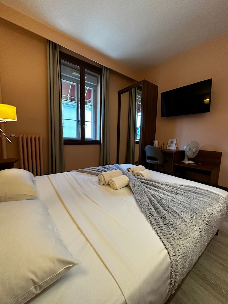LOGIS HOTEL AU TERMINUS 11/45