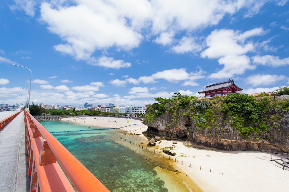 APA Hotel Naha Airport Wakasa 40/46