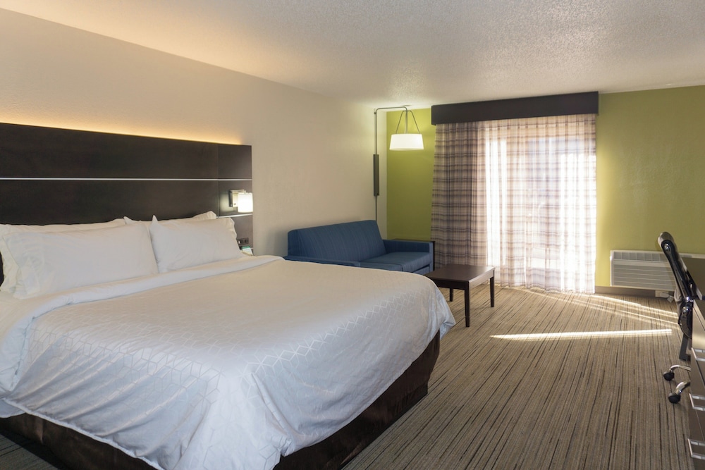 Holiday Inn Express Columbus Downtown 25/75