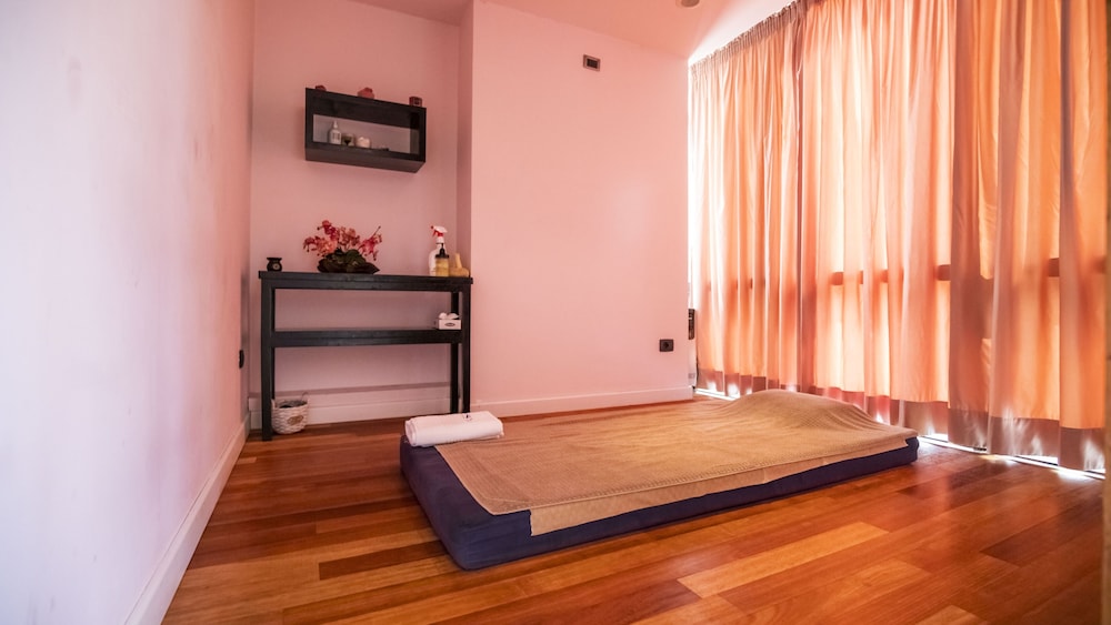 Mak Albania Hotel 38/64
