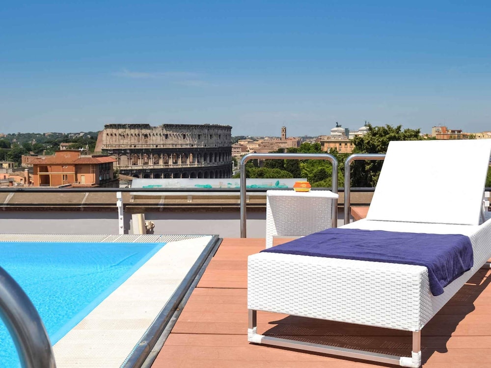 Mercure Roma Centro Colosseo 48/71