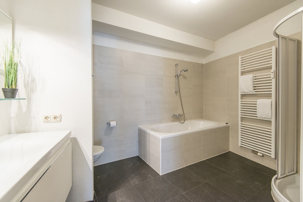 3 Bedrooms, Superior, Apartment, 4 Double Beds, Mountain View, Sofa, Balcony, Haus Lothringen 8/8