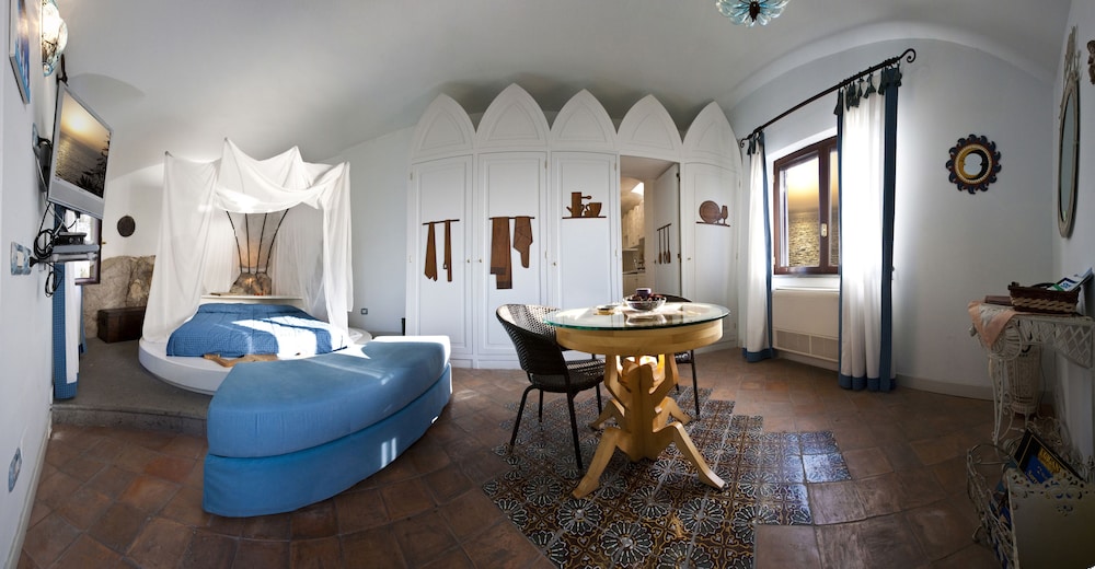 Villa Angelina 9/48