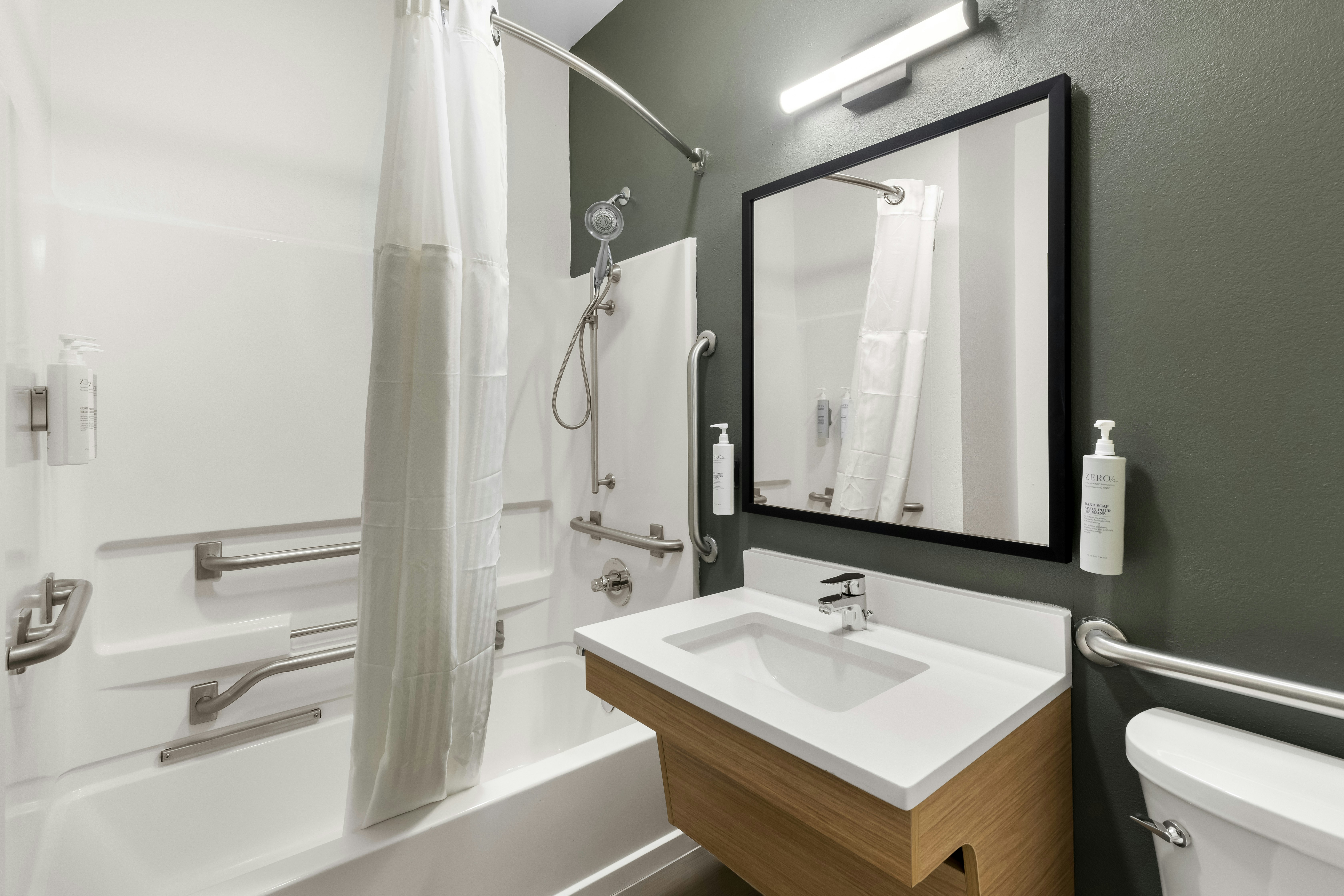 Room, King Bed, Accessible