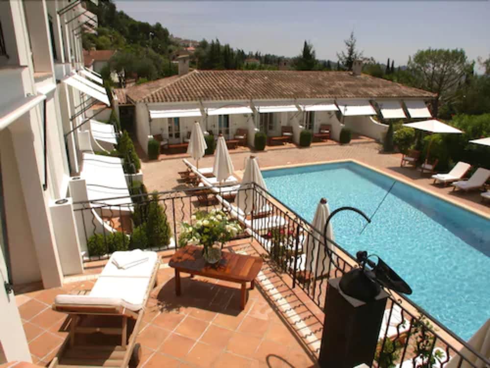 Hotel Les Vergers de Saint Paul 25/55