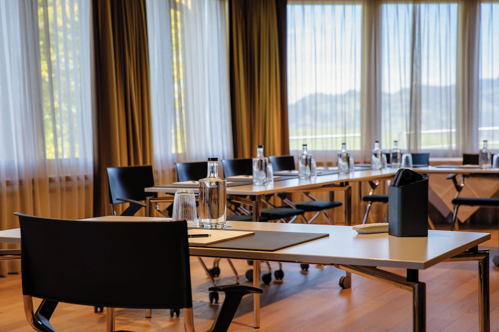 Seminar und Wellnesshotel Stoos 35/43
