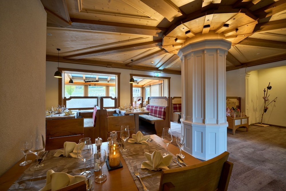 Hotel Nesselwanger Hof 38/58