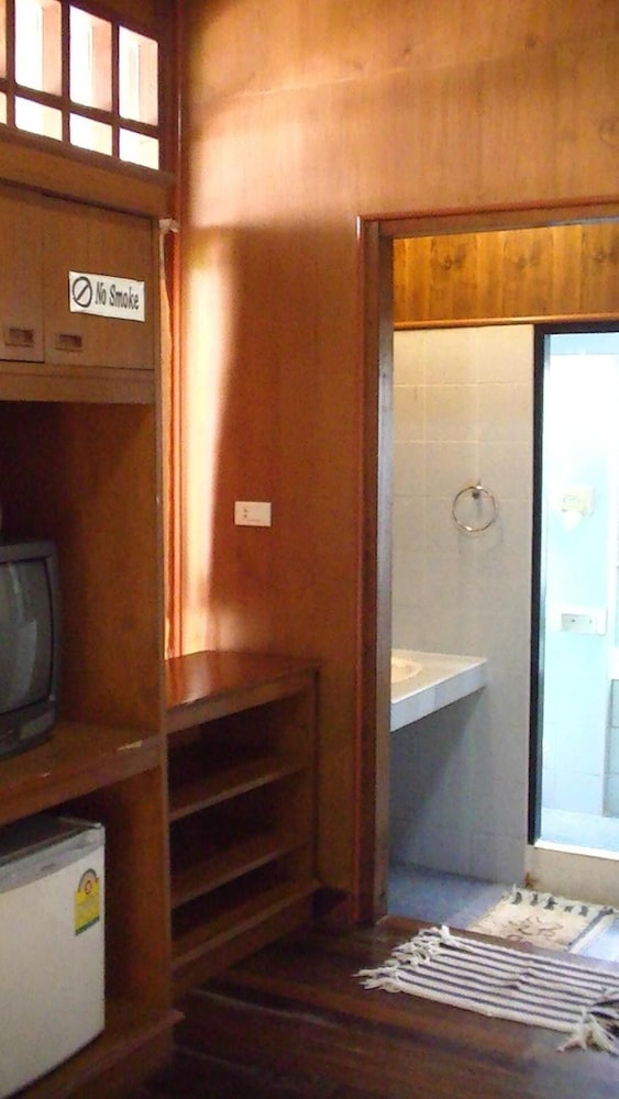 Utopia Resort 30/62