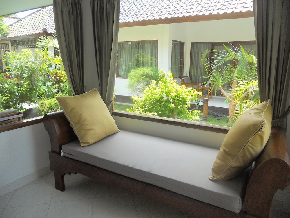 Gili Smile Bungalows 26/50