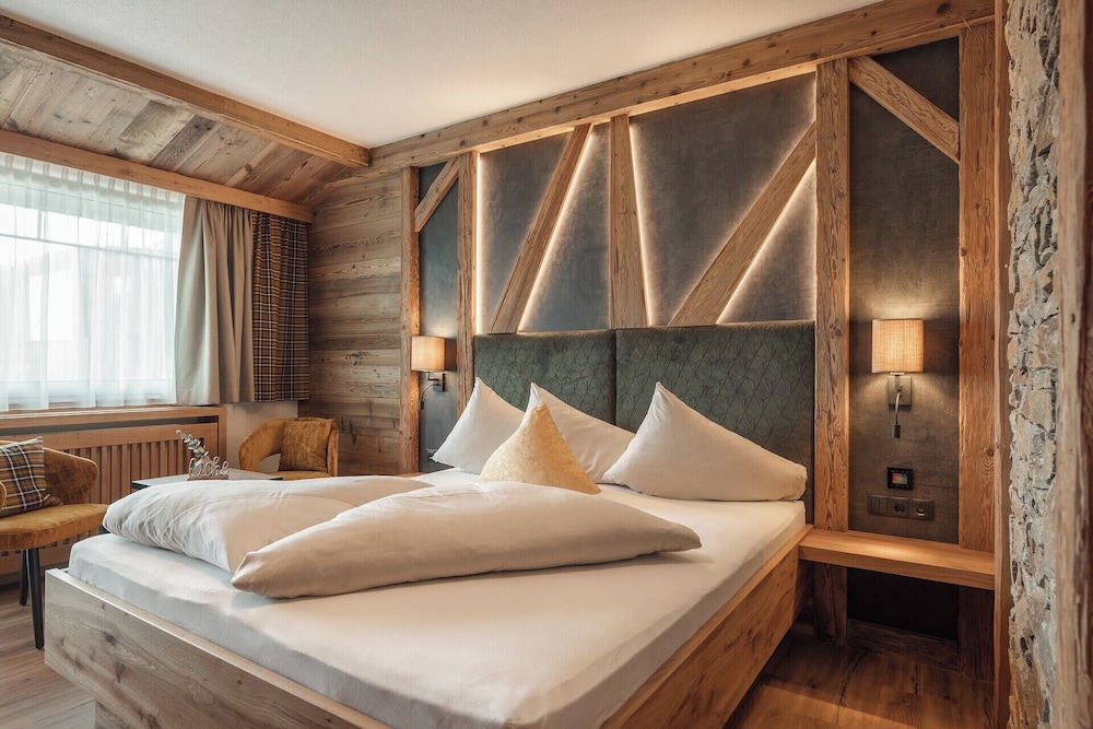 HOTEL KOHLERHOF 12/50