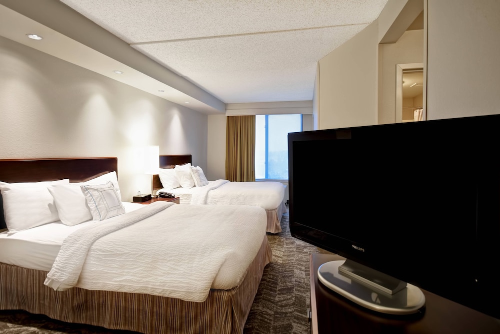 Springhill Suites by Marriott Louisville Airport 13/48