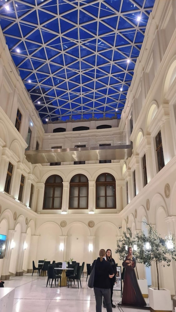 Cracow Central Aparthotel 4/50