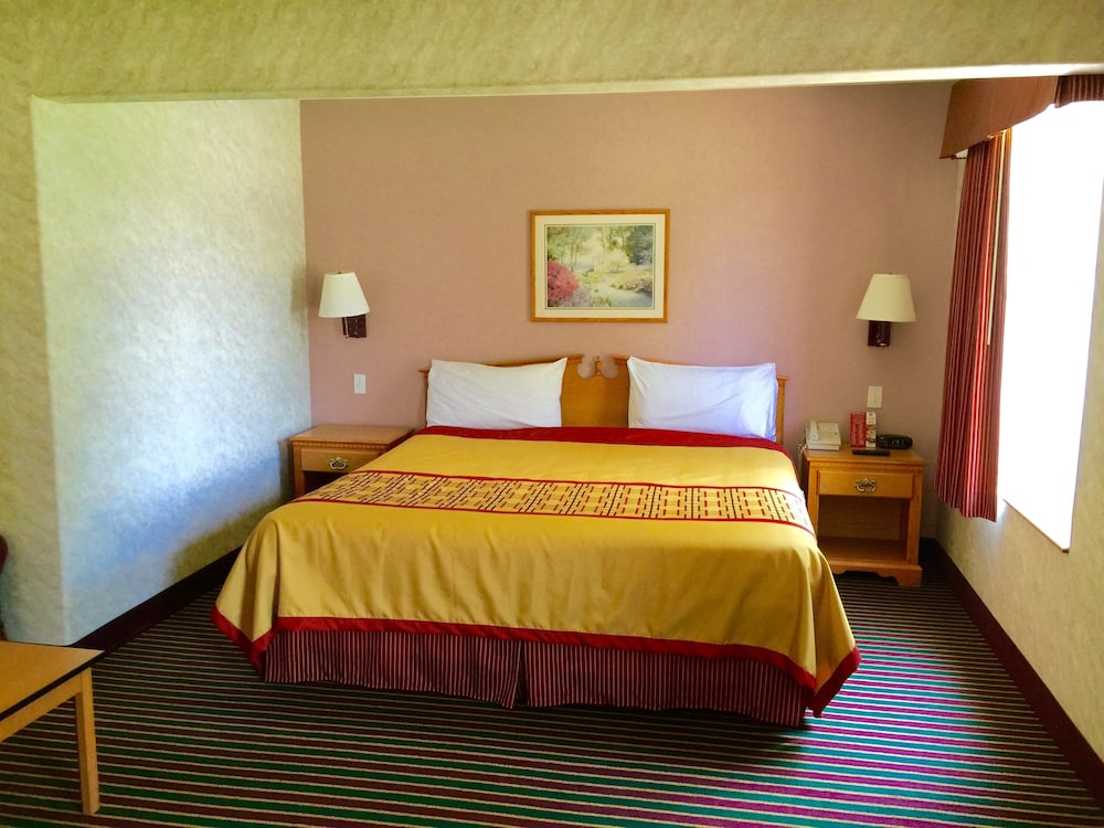 Victorian Inn 12/55