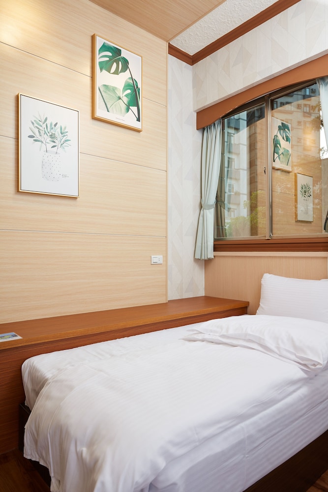 Tainan Inn 23/75