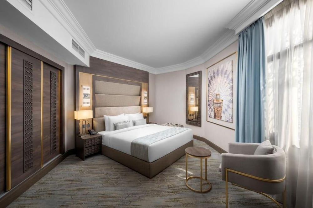 Standard, Twin Beds