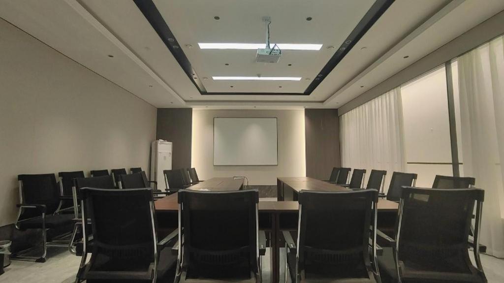 Gya Yangzhou Economic Development Zone Yangzi Jiang South Road Gaomin Temple Hotel 44/49