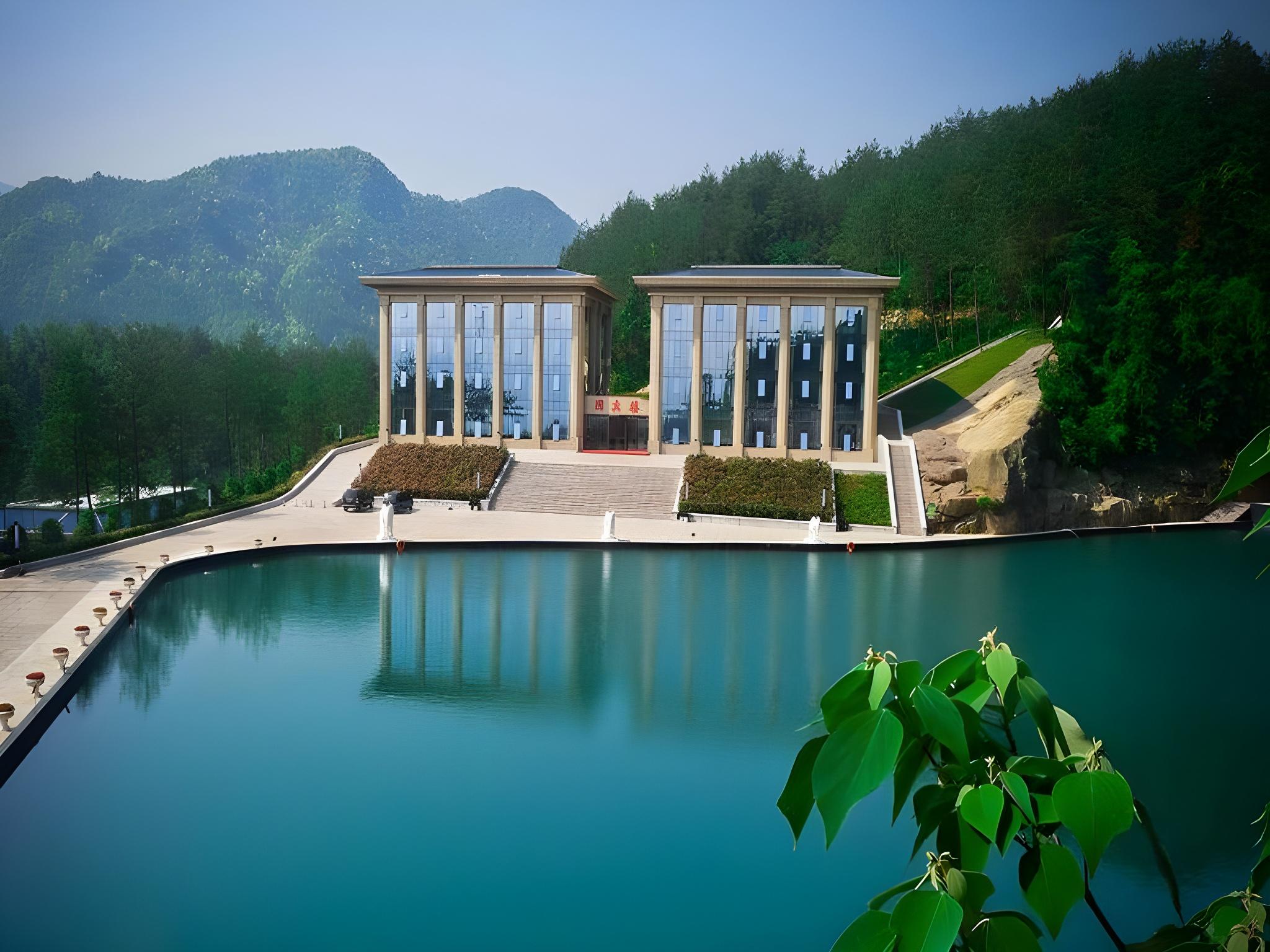 Huangshan Fengda International Hotel 78/80