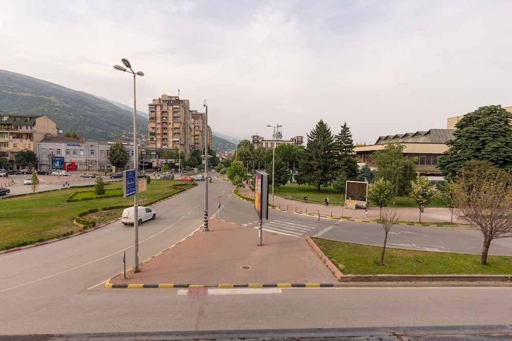 Hotel Lirak 47/50