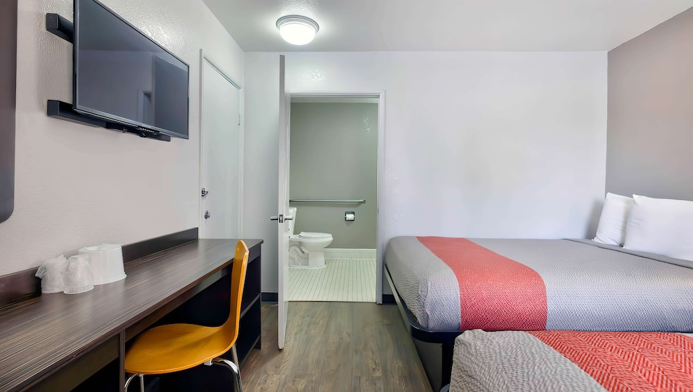 Motel6 Gallup, NM 19/42