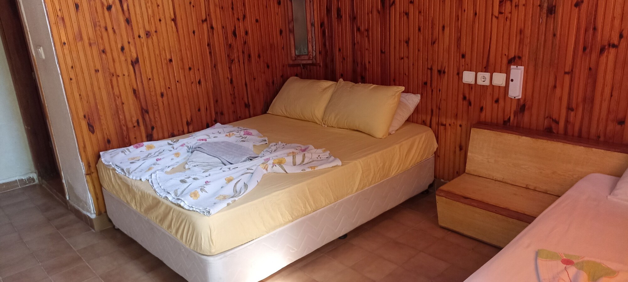 Bungalow, Triple