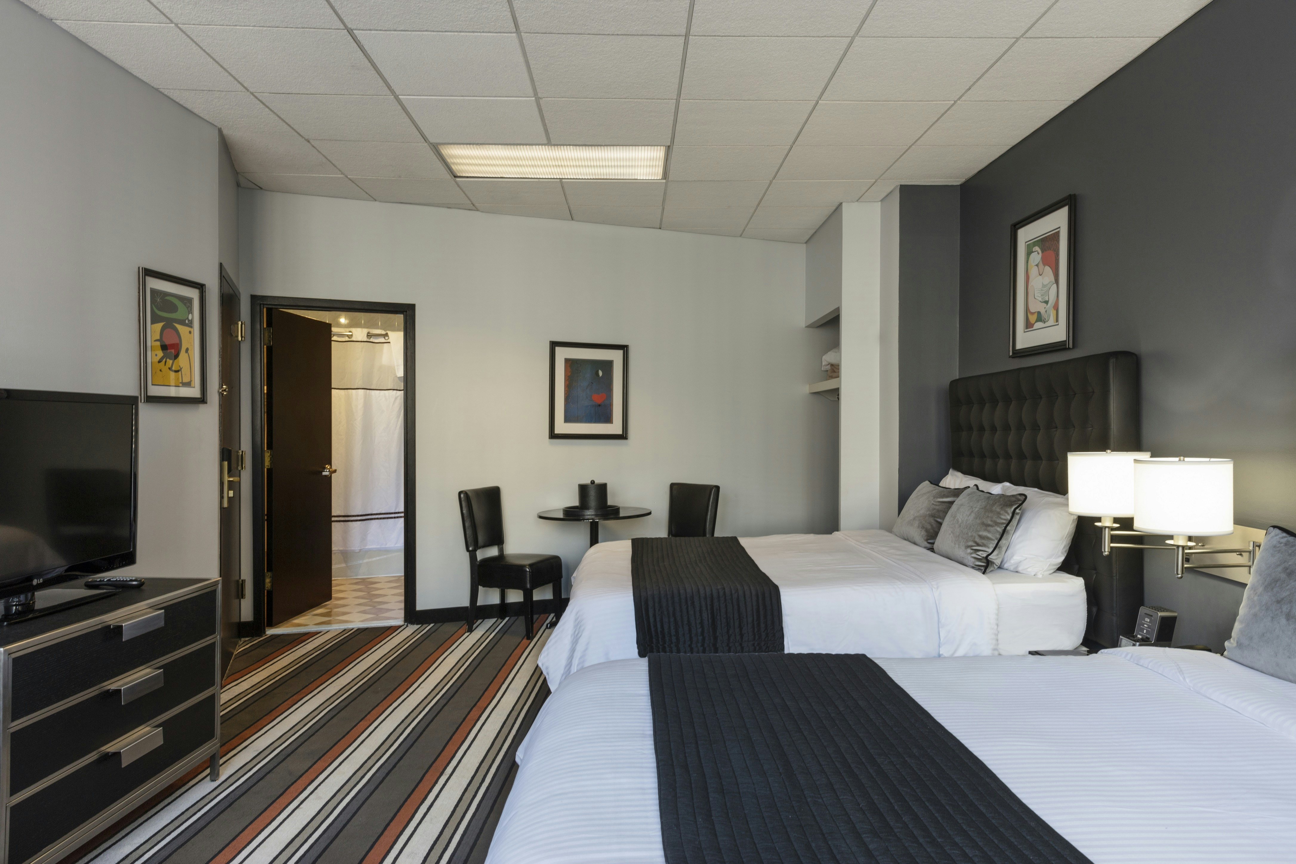 Broadway Plaza Hotel 10/61