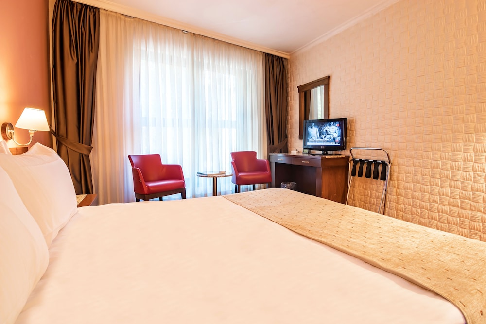 Hotel 2000 Kavaklidere 16/36