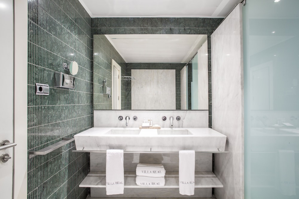 جناح بسريرين منفصلين، Hotel Villa Real 3/4
