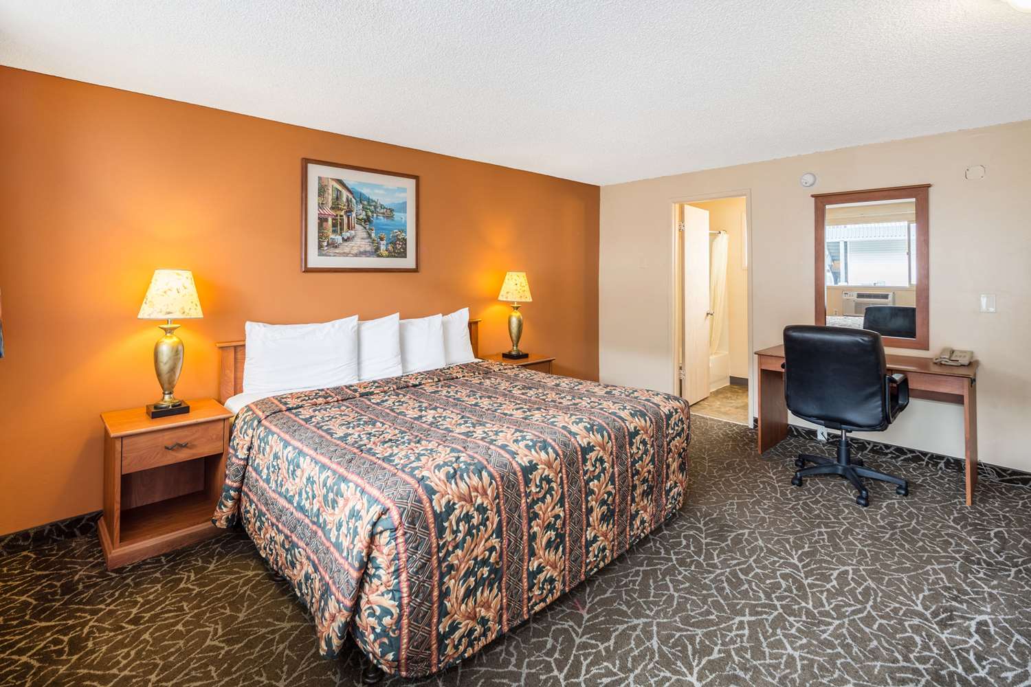 Howard Johnson by Wyndham Spokane 5/25