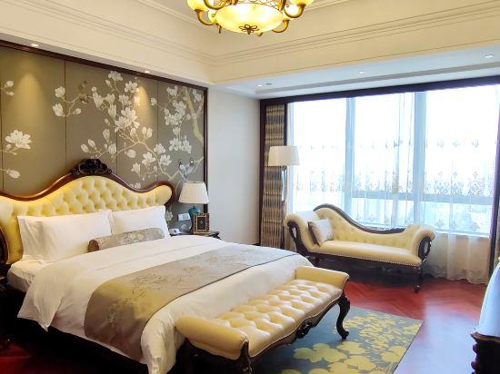 Wyndham Garden Wuxi Huishan 13/32