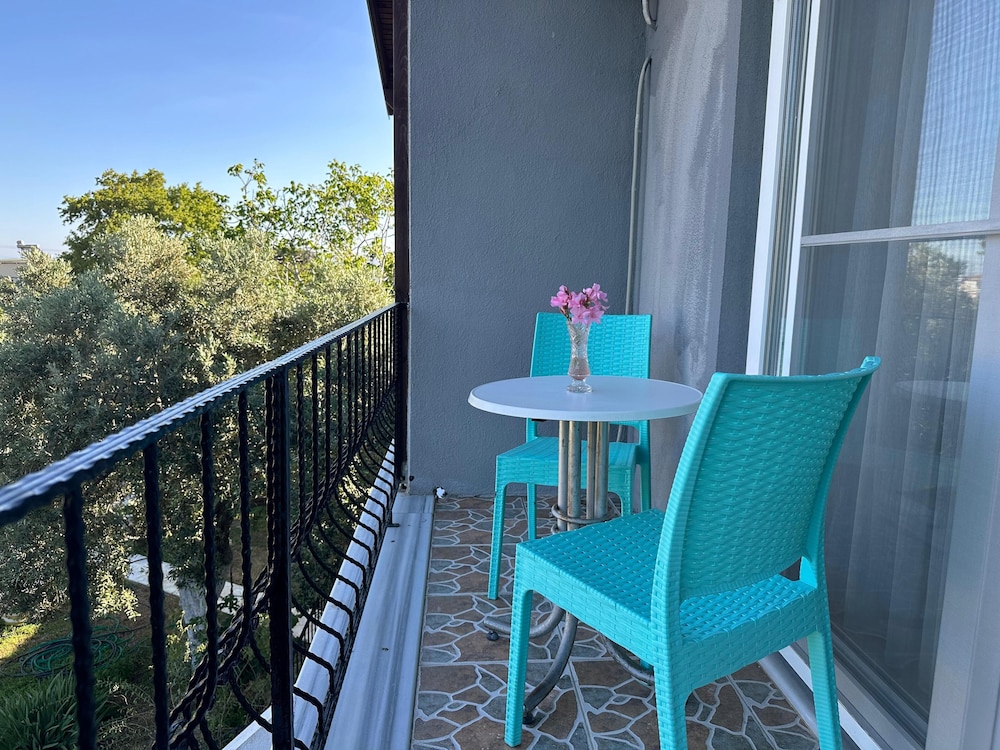 Adasu Otel Marmara Adasi 30/50
