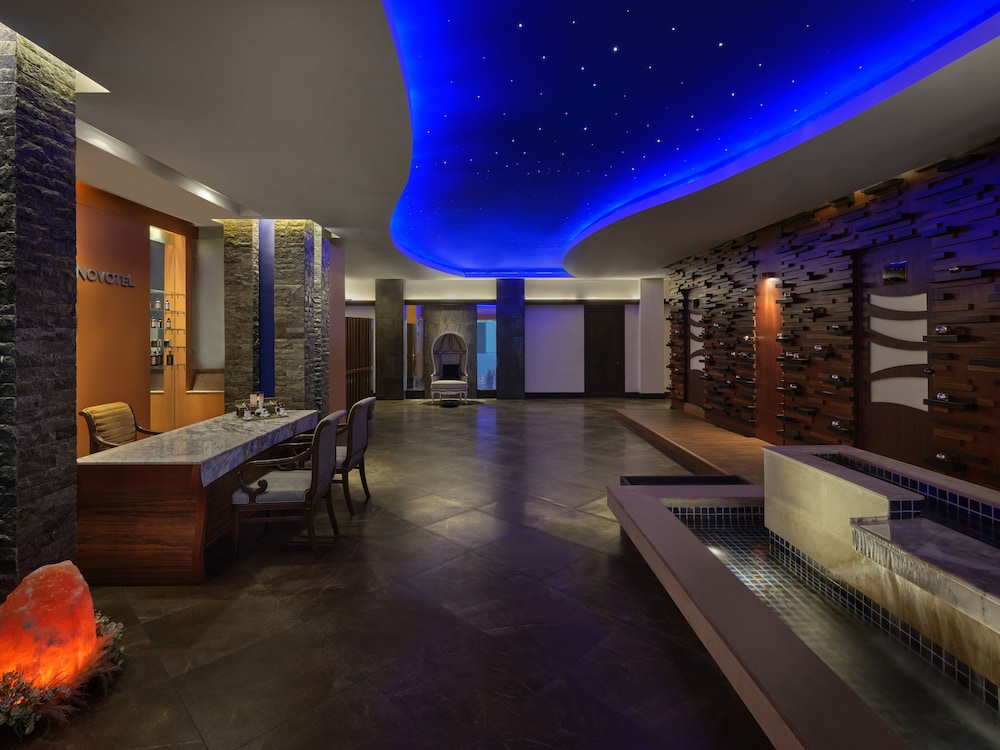 Novotel Phuket Vintage Park 24/60