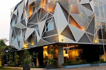 Couleur Hotel Jakarta 3/26