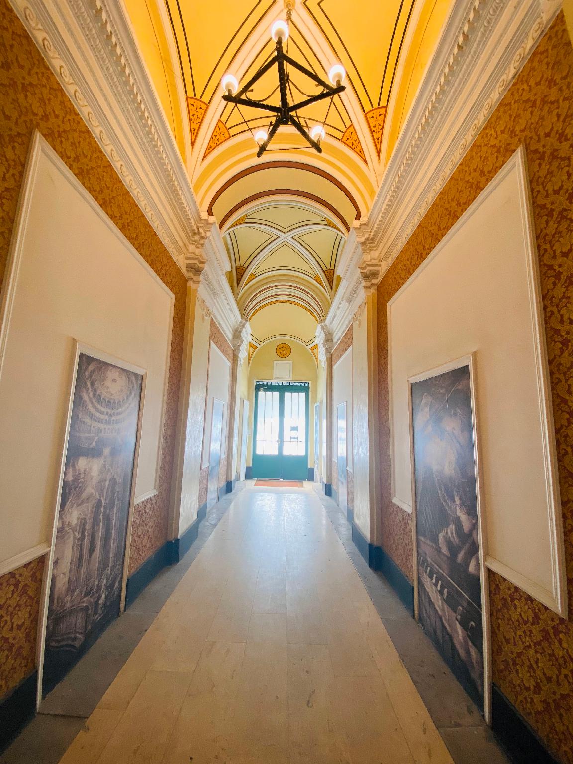 OPERA16 Guestrooms 4/37