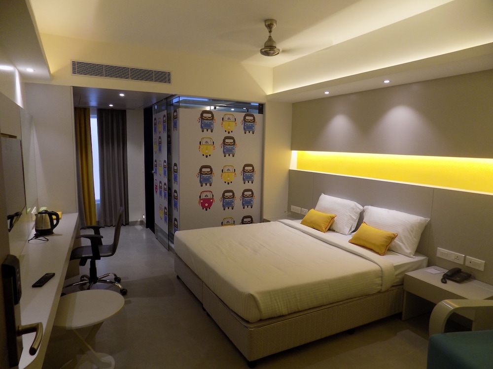 1 BEDROOM, SUPERIOR, SINGLE
