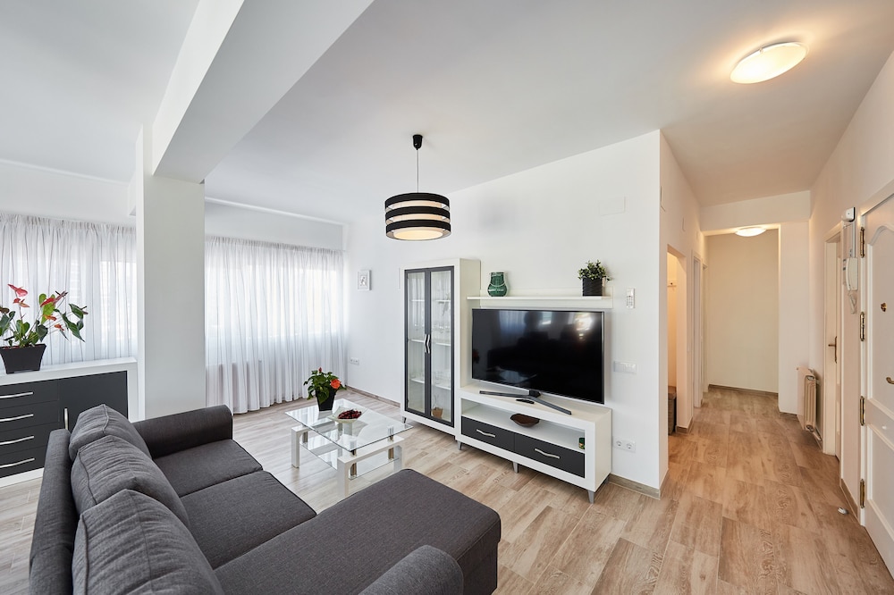 Sonrisa Apartments 30/50