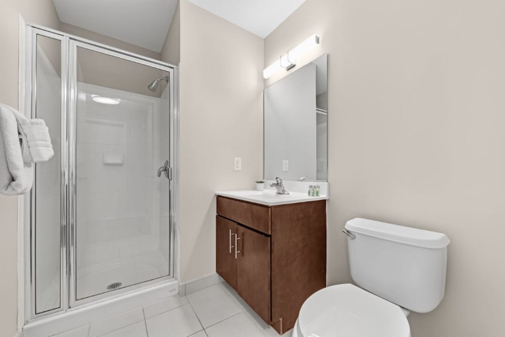 Global Luxury Suites Downtown Jersey City 68/71