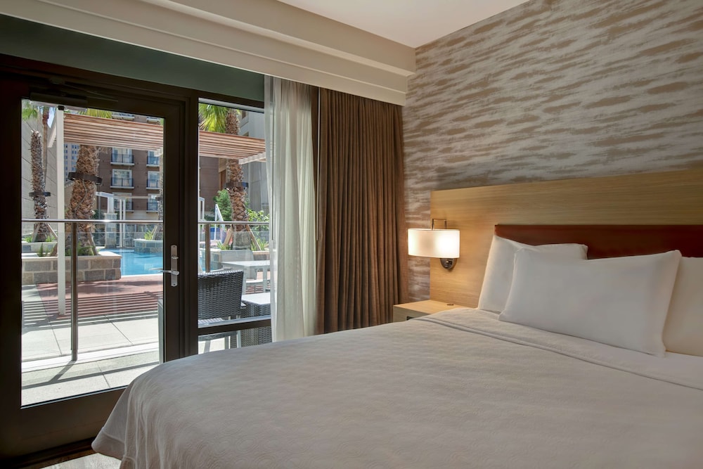 Home2 Suites By Hilton San Antonio Riverwalk Tx 25/60